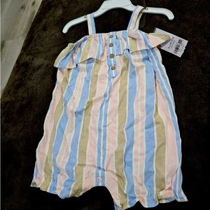 Carter’s Romper 18months - New